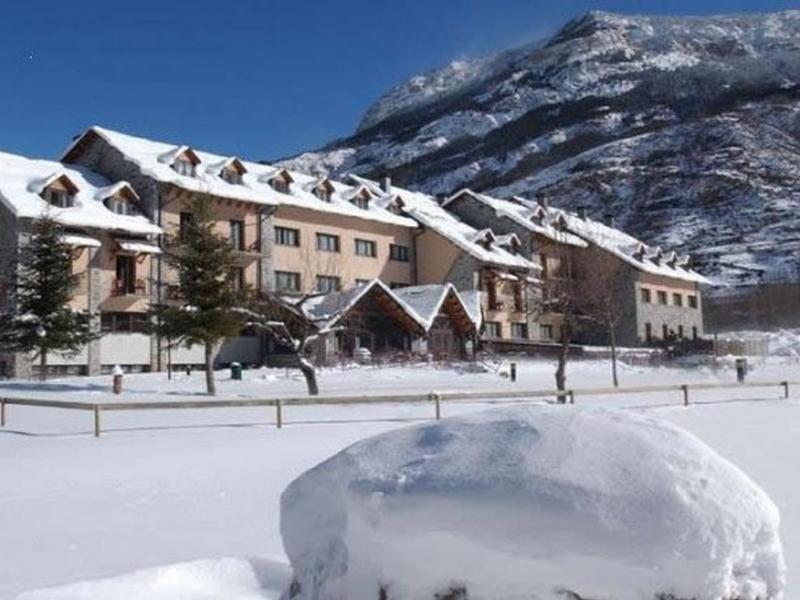 Sommos Hotel Benasque Spa Exterior photo